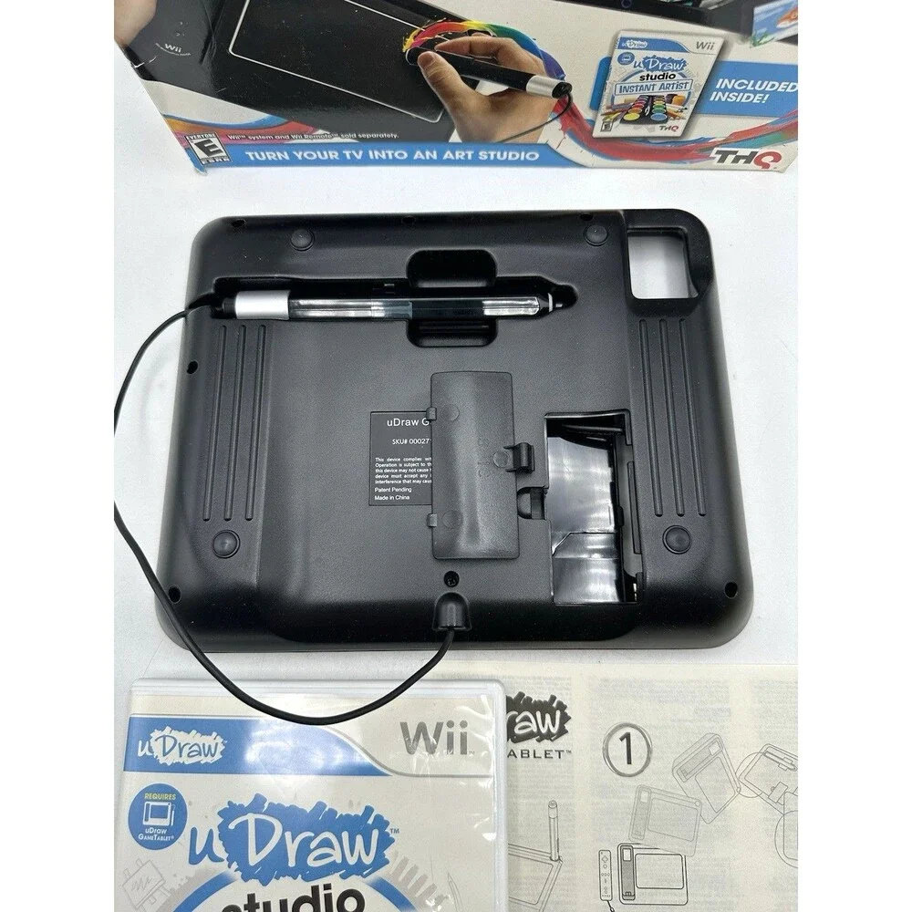 THQ Nintendo Wii uDraw Black Game Tablet w/ Studio Game **UNTESTED**